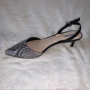 Tahari “Franceen” heels black/snakeprint sz 8